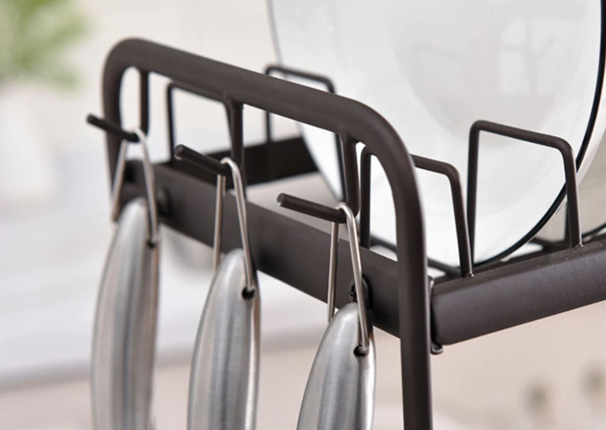 Suport de Vase Metalic Supraetajat cu 2 Polițe – Design Scandinav, Negru
